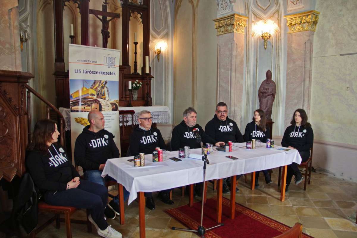A sitkei Kálvária-kápolnában tartottak sajtótájékoztatót