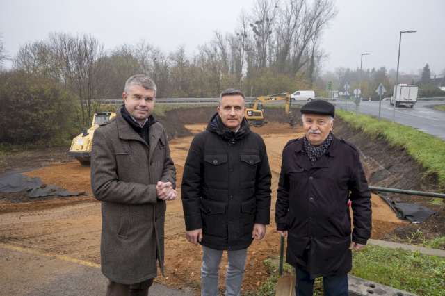 Elkezdődött a hegyközségi körforgalom építése