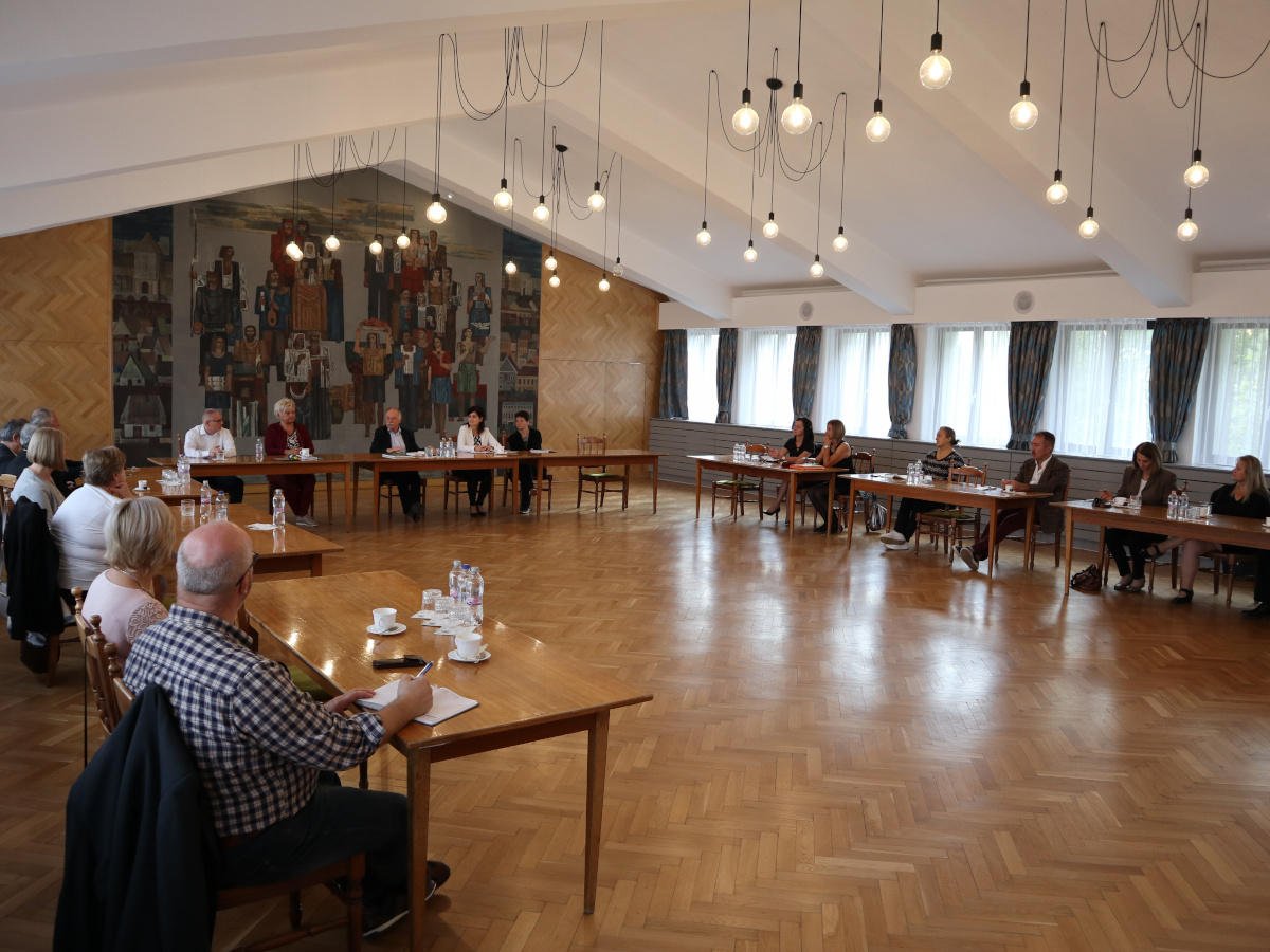 Intézményvezetői értekezleten találkoztak a sárvári igazgatók