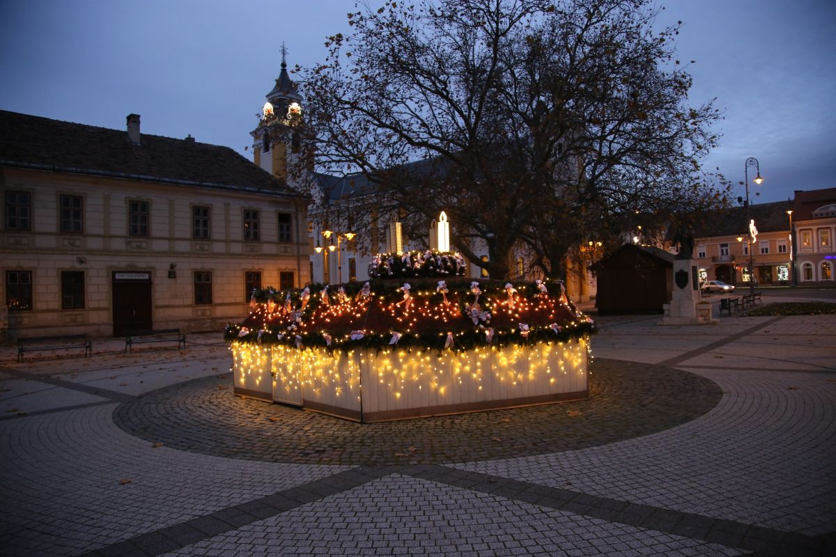 Advent első hétvégéje - Programok a sárvári Posta téren