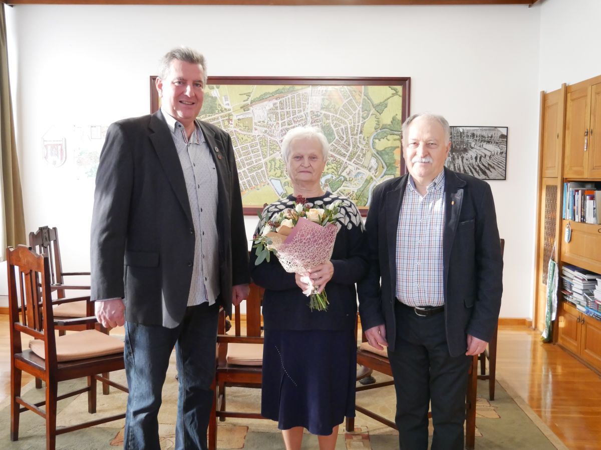 Dr. Borzon Judit háziorvost köszöntötték a sárvári városházán
