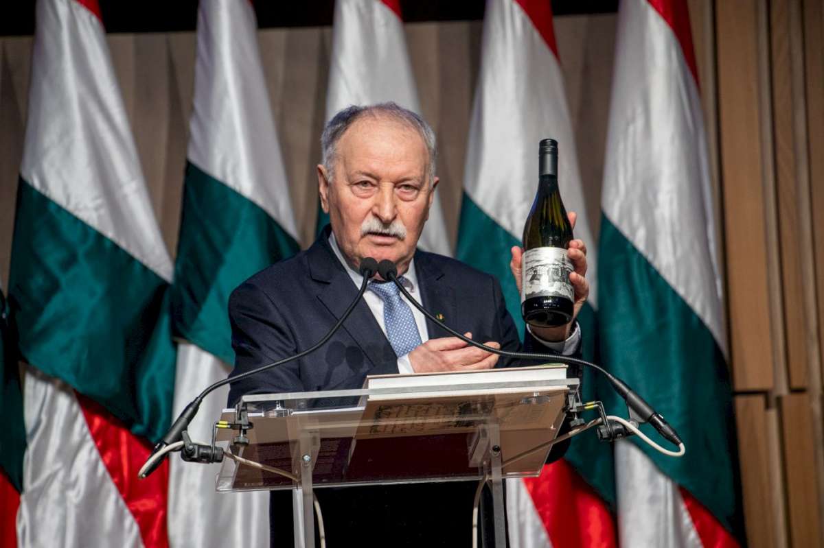 Sárvár 2024. évi bora egy száraz fehérbor lett