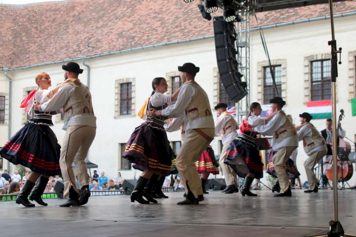 Hármas ünnep Sárváron