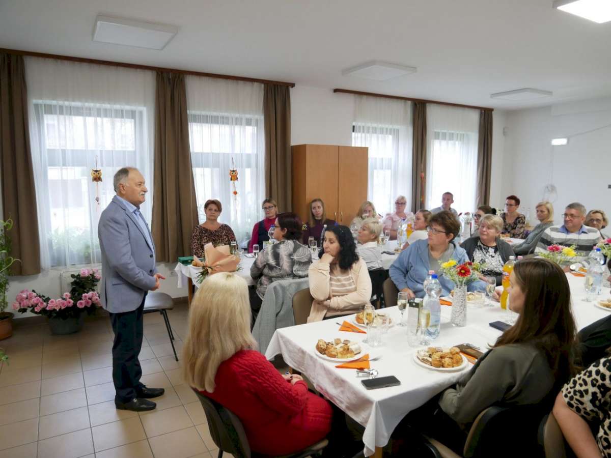 A szociális területen dolgozókat köszöntötték