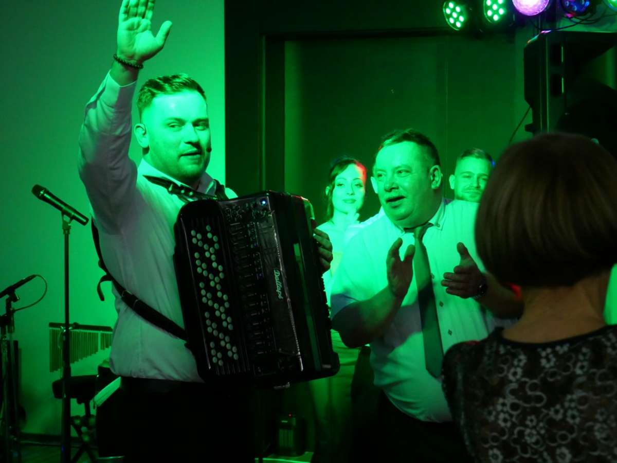 Görög hangulatban köszöntött be a sárvári báli szezon