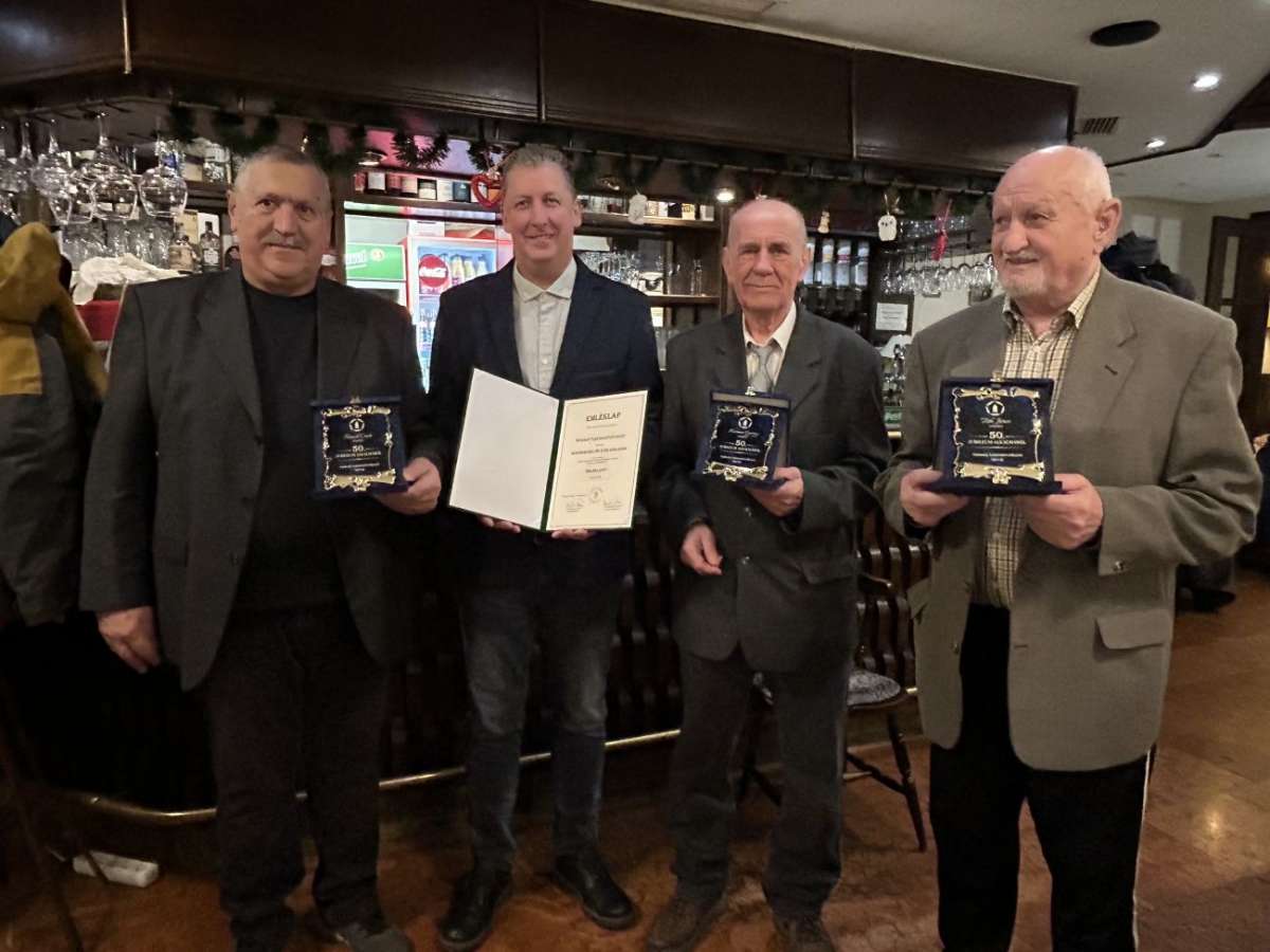 â€žElnÃ¶ki Ã¼gyâ€ - NÃ©meth Csaba, LÅ‘ke RÃ³bert, Herman GyÃ¶rgy Ã©s TÃ³th JÃ¡nos